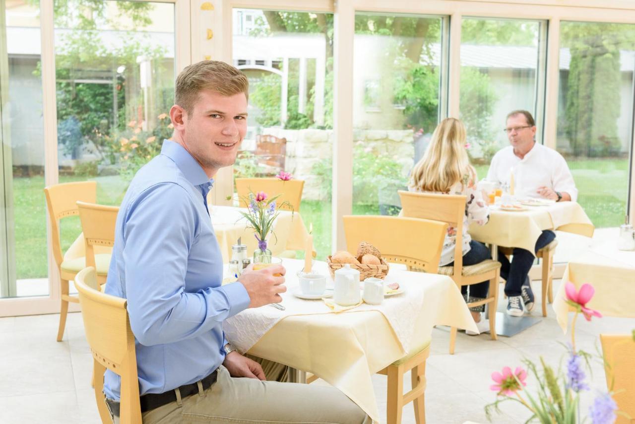 Appartment Hotel Victoria Bad Füssing Buitenkant foto